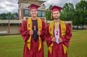 Image post by @ElonMSoccer on Twitter