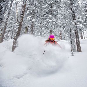 Image post by @skitaos on Instagram
