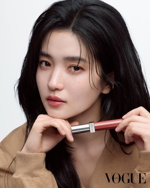 Image post by @pradabeauty on Instagram
