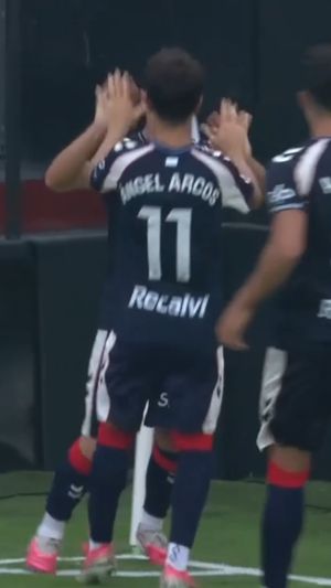 Video post by @dazn_futbol on Instagram