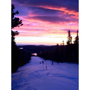 Image post by @cubuffsskiing on Instagram
