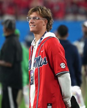 Image post by @fiesta_bowl on Instagram