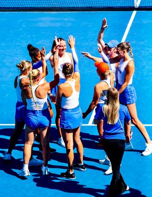 Image post by @GatorsWTN on Twitter