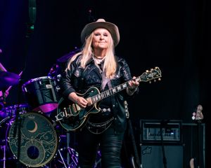 Image post by @melissa_etheridge on Instagram