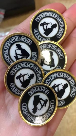 Video post by @trophiesplusmedals on Facebook