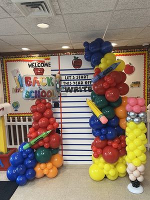 Image post by @Heather's Balloon Boutique & Decor on Facebook