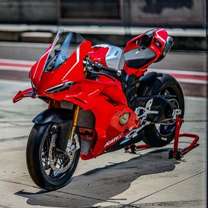 Image post by @panigalers on Instagram