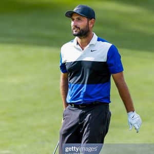 Image post by @alexlevygolf83 on Instagram