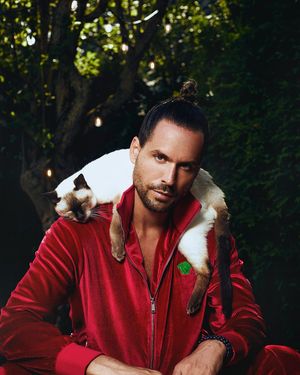 Image post by @isaachub on Instagram