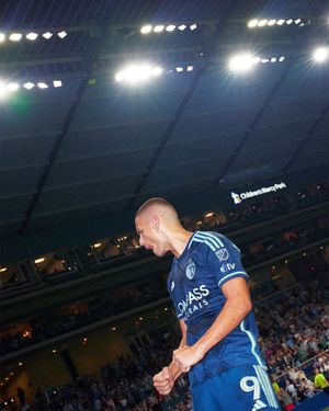 Image post by @clarkstinson on Instagram