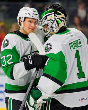 Image post by @txstarshockey on Instagram