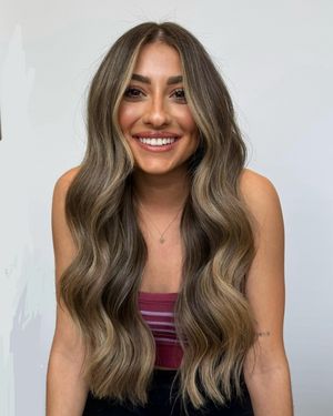 Image post by @dangerjonesbalayage on Instagram