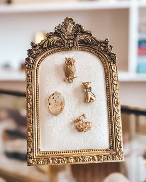 Image post by @maejeanvintage on Instagram