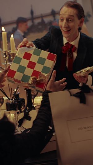 Video post by @jomalonelondon on TikTok