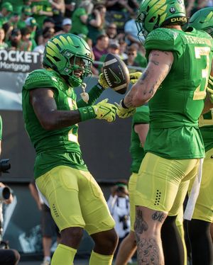 Image post by @oregonfootball on Instagram