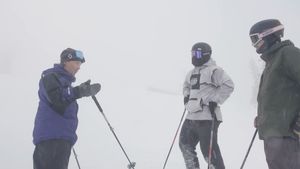 Image post by @newschoolers on Instagram