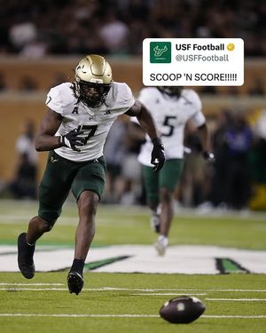 Image post by @usffootball on Instagram