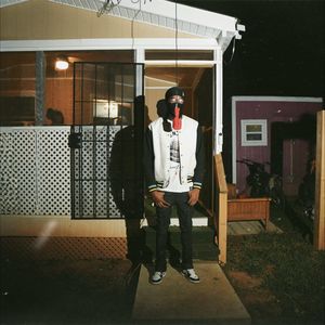 Image post by @romie_fly on Instagram