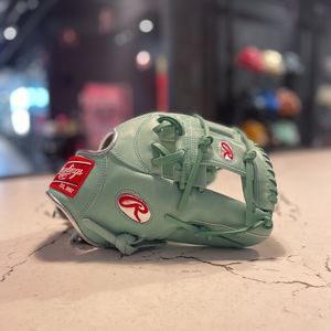 Image post by @rawlings.experience.stl on Instagram