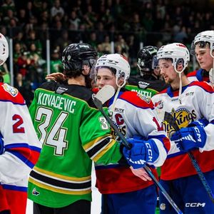 Image post by @paraidershockey on Instagram