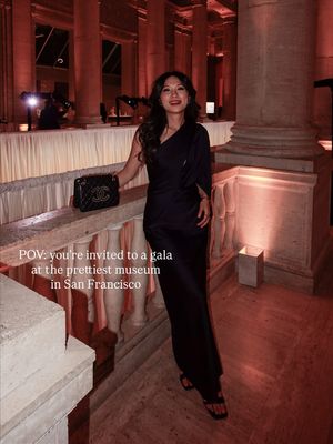 Image post by @fashionbyally on Instagram