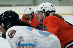 Image post by @auwomenshockey on Instagram