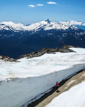 Image post by @whistlerblackcomb on Instagram