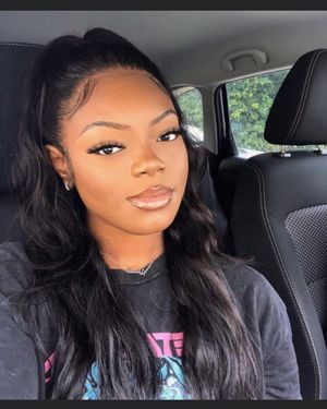 Image post by @5thavehairstudio_ on Instagram