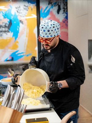 Image post by @chefbezosgourmet on Instagram