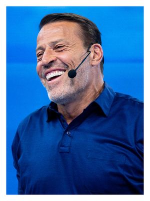 Image post by @tonyrobbins on Instagram