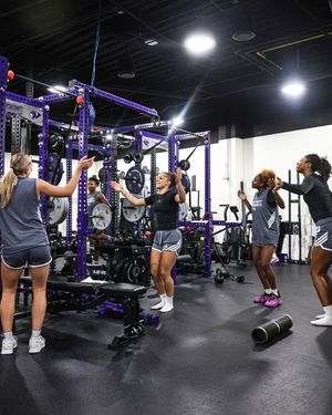 Image post by @hpuwbb on Instagram