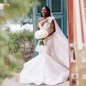 Image post by @deeringestate on Instagram