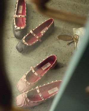 Image post by @maisonvalentino on Instagram