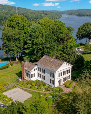 Image post by @williampittsir on Instagram