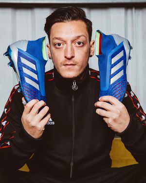 Image post by @soccerdotcom on Instagram