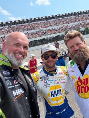 Image post by @teamhendrick on Instagram