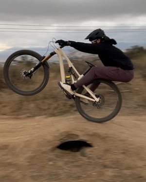 Image post by @mtbgate on Instagram