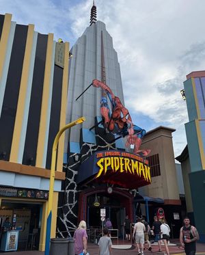 Image post by @Jessheartsthemeparks on Facebook