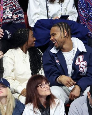 Image post by @people on Instagram