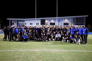 Image post by @IMGAFootball on Twitter