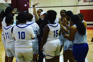 Image post by @lbjordanhoops on Instagram