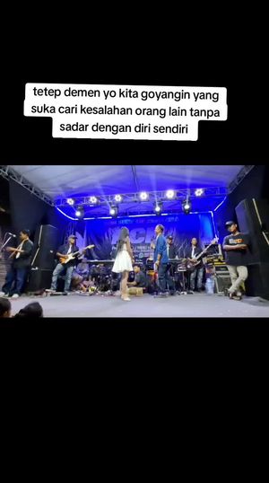 Video post by @da7april on TikTok