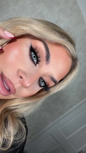 Video post by @beckymorganmakeup on TikTok