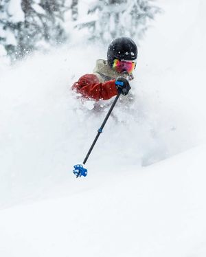 Image post by @sierra_at_tahoe on Instagram