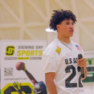 Image post by @signingdaysports on Instagram
