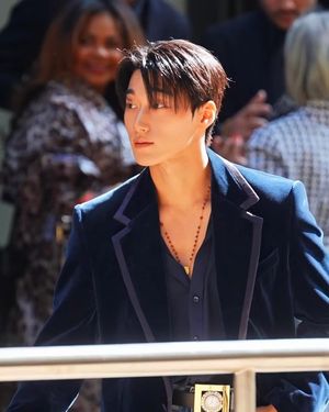 Image post by @ellemenhk on Instagram