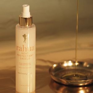 Video post by @RahuaBeauty on Facebook
