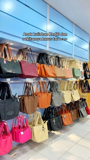 Image post by @deliwafastore.kediri on TikTok