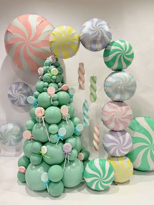 Image post by @balloons_by_victoria_dz on Instagram