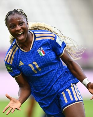 Image post by @azzurrefigc on Instagram
